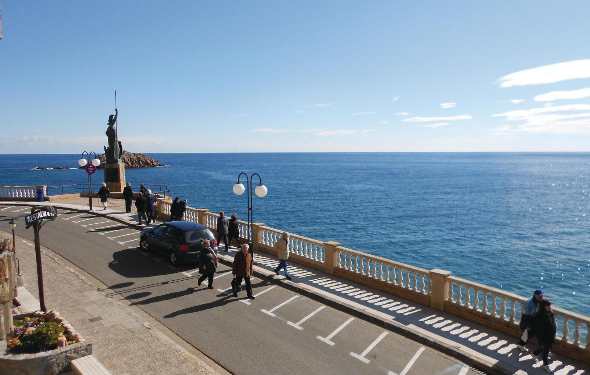 Stunning Apartment In Tossa De Mar With Wifi Eksteriør bilde